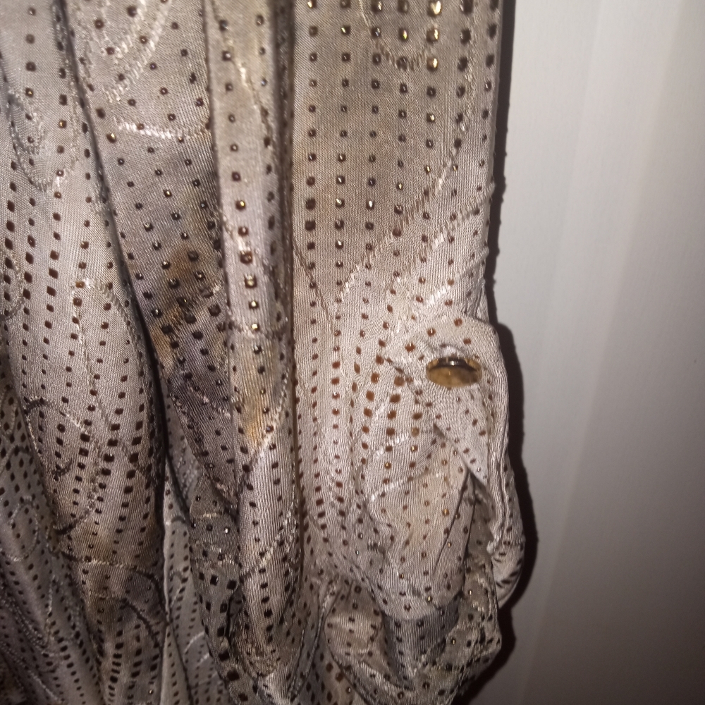 3/$10 New Directions Petite Top PXL V Neck Popover Studded Roll tab  blouse - Picture 4 of 7